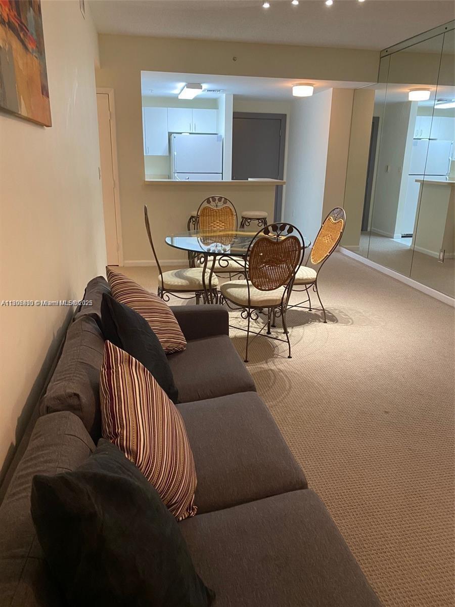 185 Se 14th Ter 1411, Miami