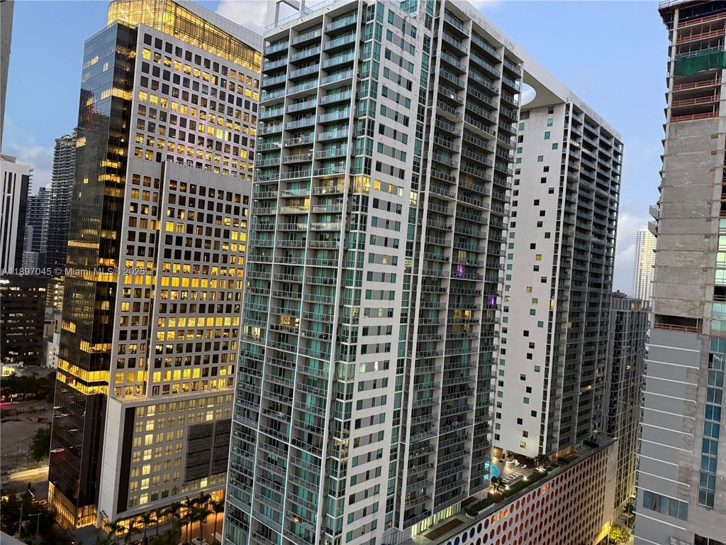 485 Brickell Ave 2606, Miami