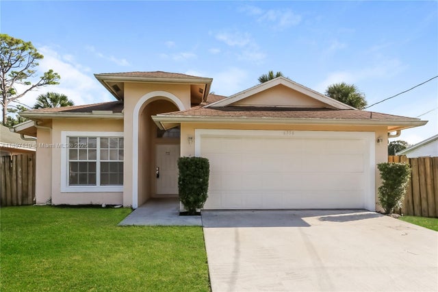 Photo of Listing #A11897110