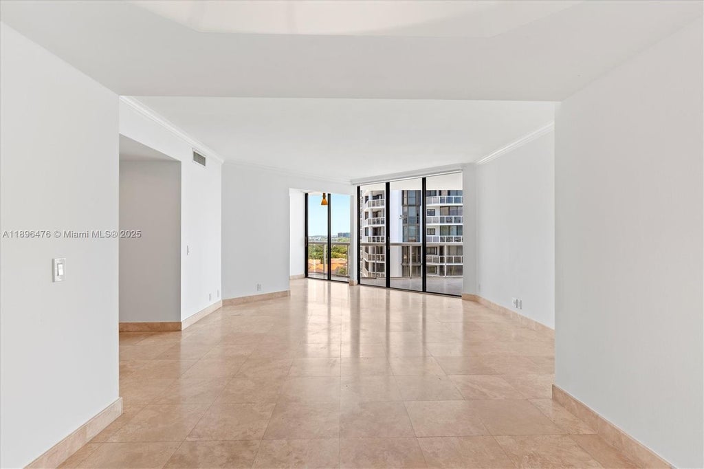 3610 Yacht Club Dr 1116, Aventura
