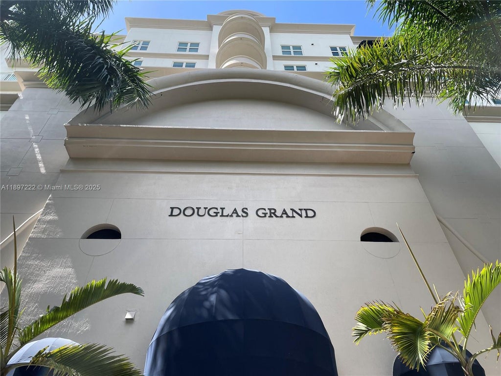 50 Menores Ave 425, Coral Gables