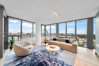 Photo of Listing #A11897577