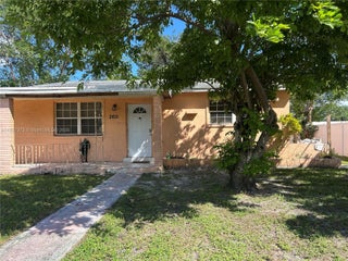 Photo of Listing #A11897373