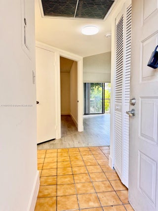 Photo of Listing #A11897816