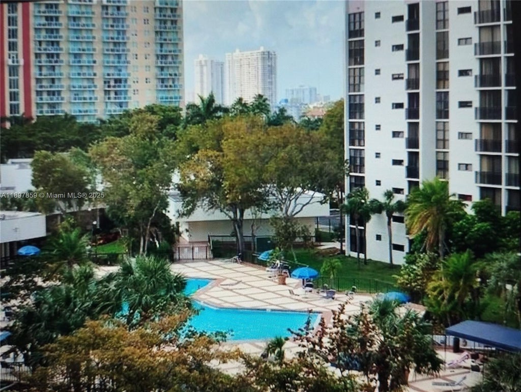 17021 N Bay Rd 405, Sunny Isles Beach