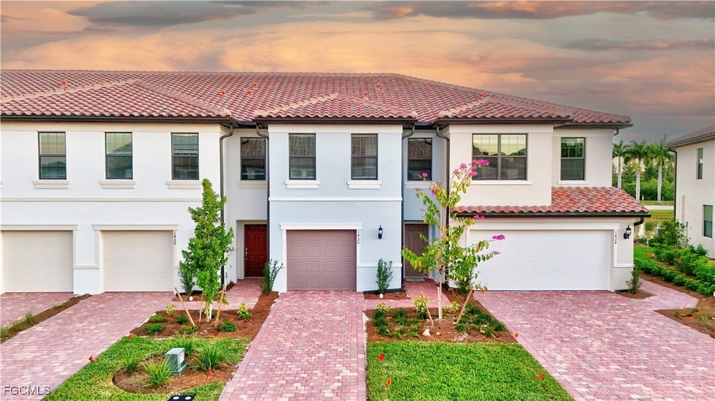 1426 Weeping Willow Ct, Cape Coral