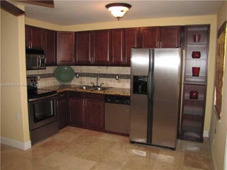 Photo of Listing #A11897283