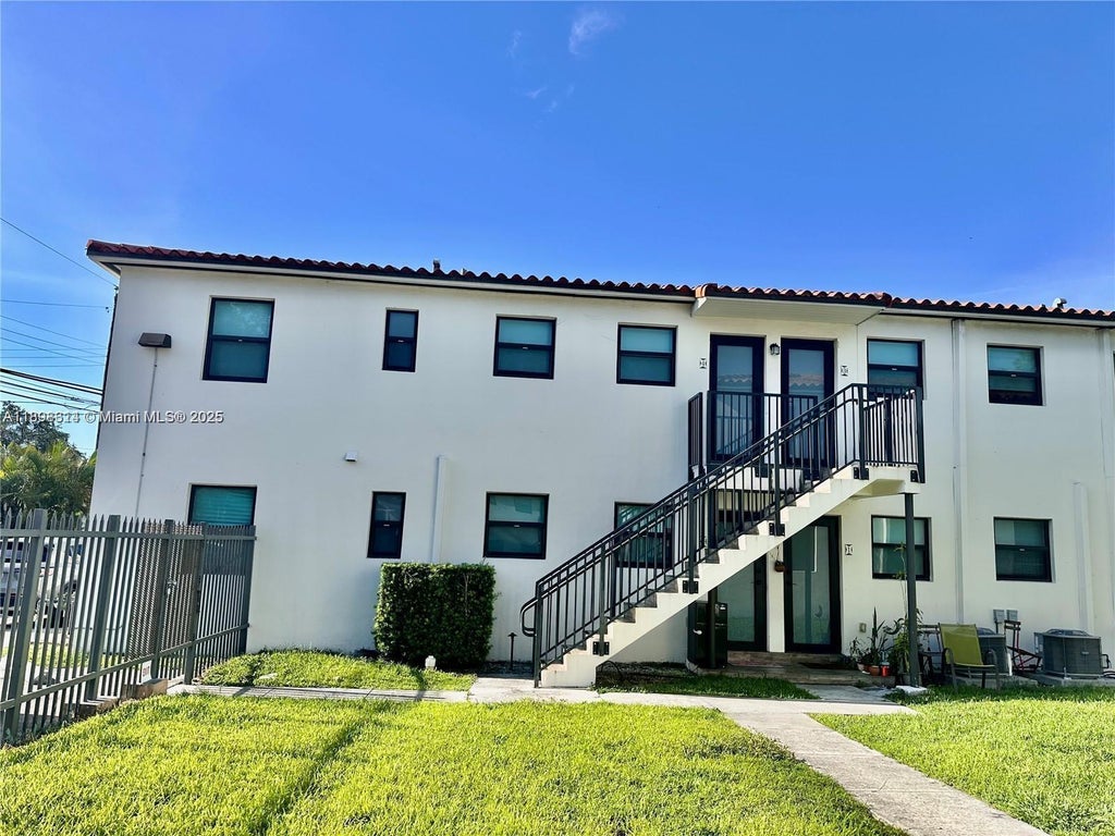 1440 Nw 42nd St 2, Miami