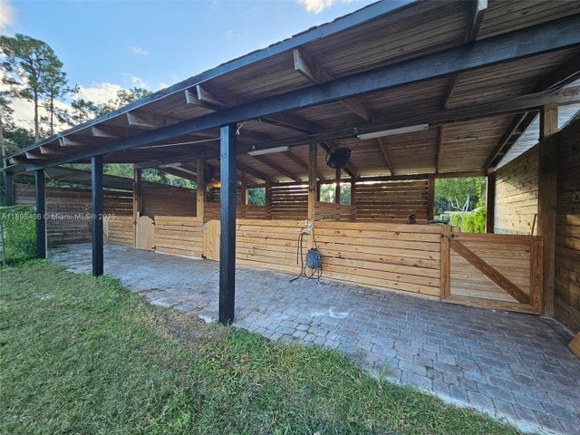 Photo of Listing #A11898406