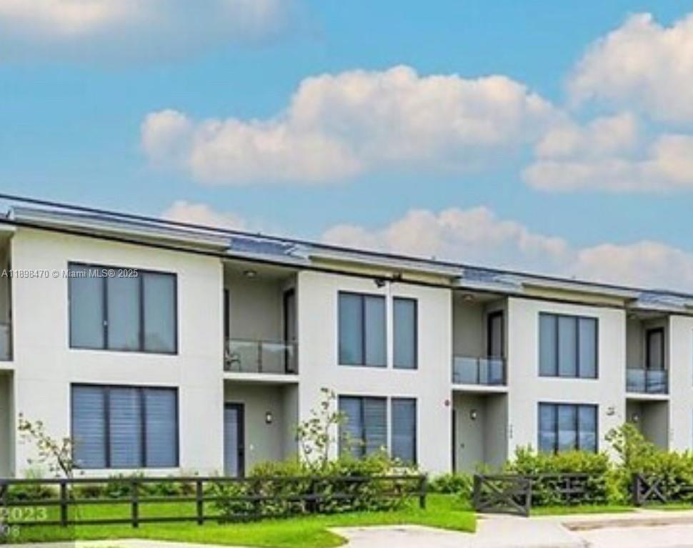 488 Nw 40th Ct 488, Oakland Park