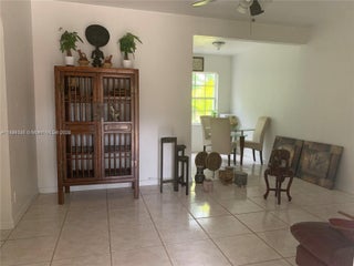 Photo of Listing #A11898536