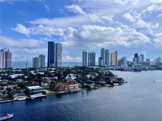 Photo of Listing #A11897835