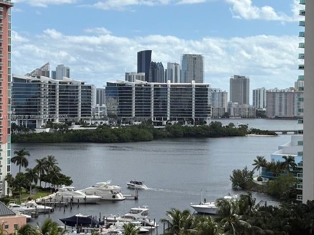 3300 Ne 191st St 1518, Aventura