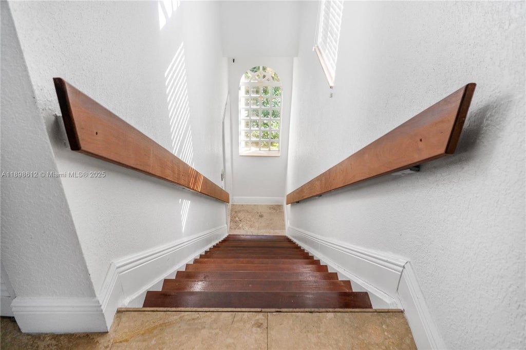 21533 Sw 87th Ct 102, Cutler Bay