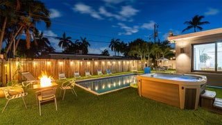 Photo of Listing #A11898824