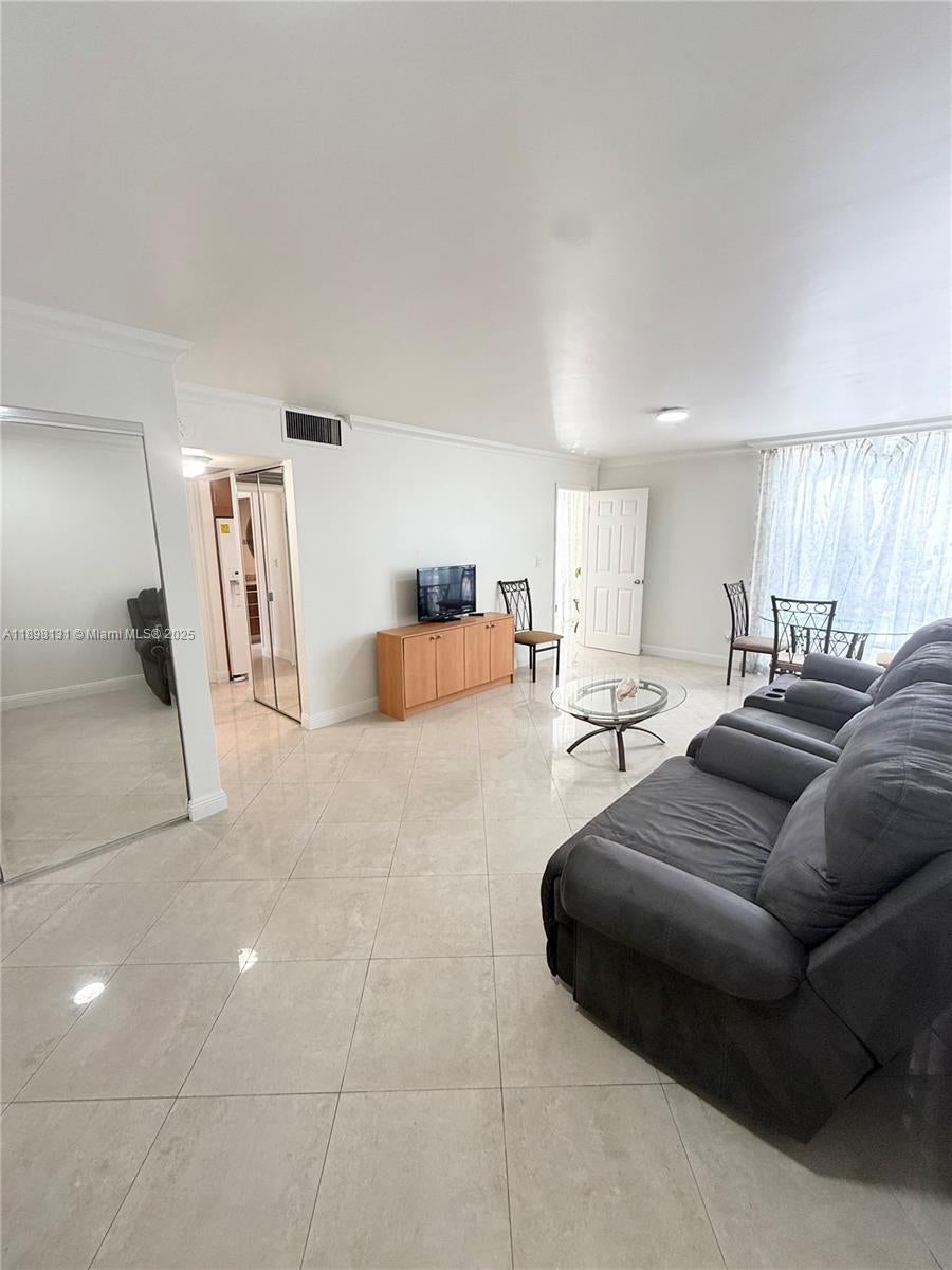 200 172nd St 220, Sunny Isles Beach