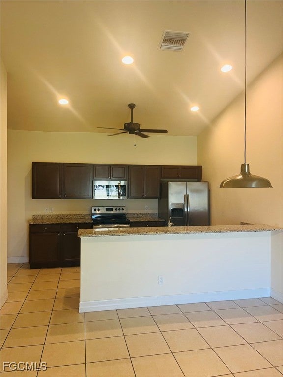 3022 Se Santa Barbara Pl, Cape Coral