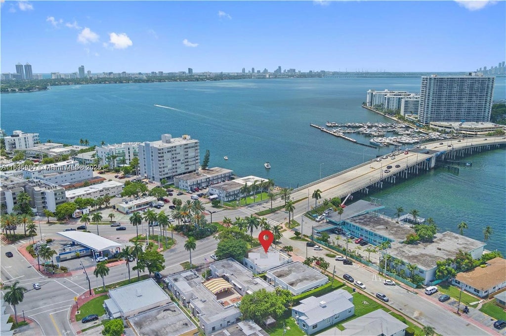 2101 Bay Dr 3, Miami Beach