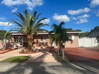 Photo of Listing #A11898712