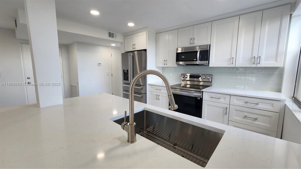 750 Egret Cir 6401, Delray Beach