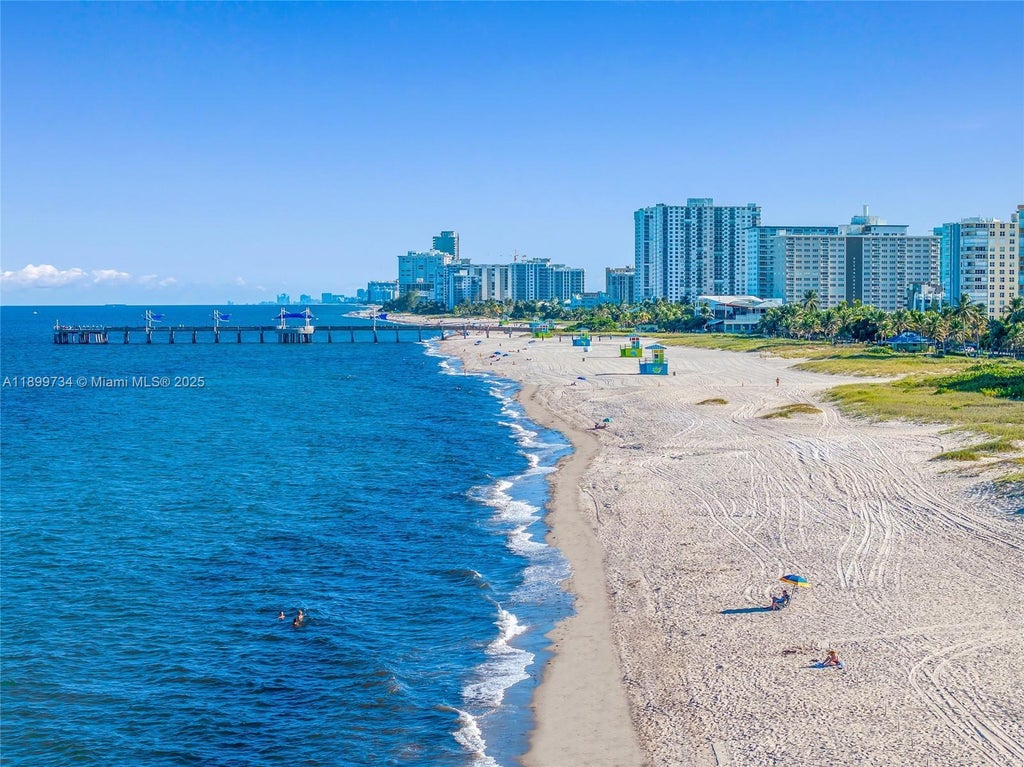 704 N Ocean Blvd 1002, Pompano Beach