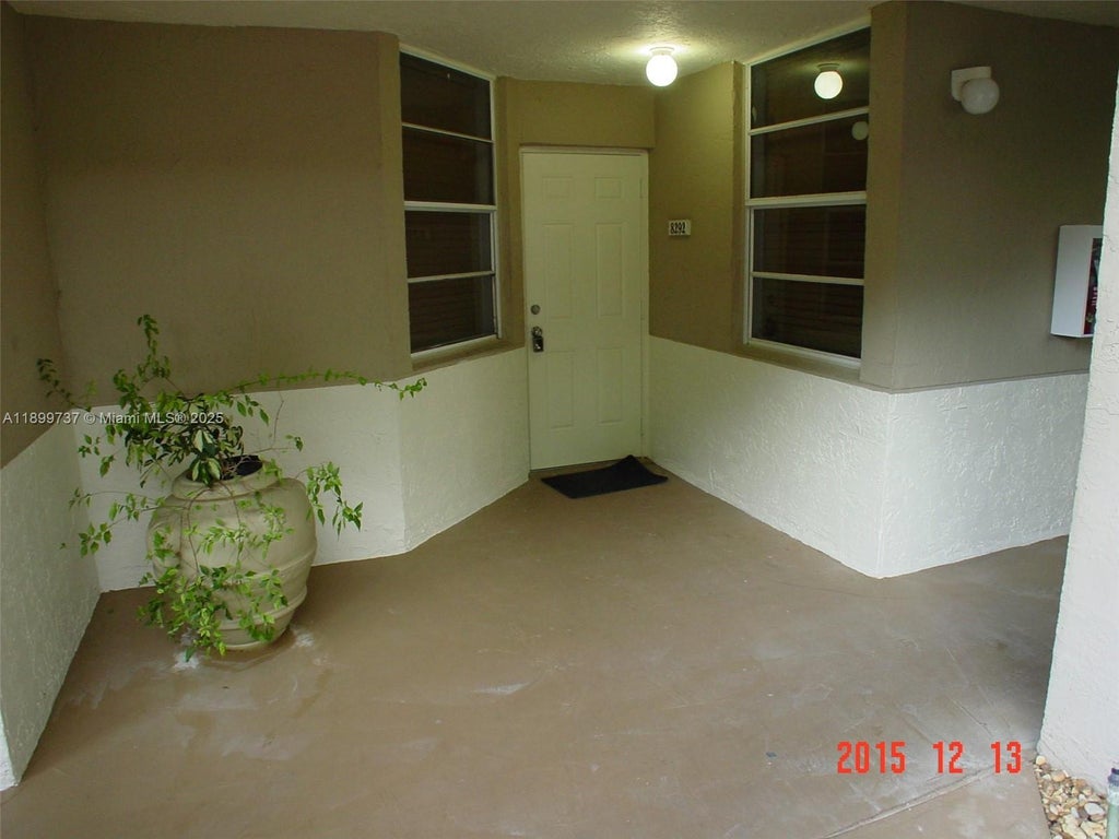 8292 Nw 24th St 8292, Coral Springs
