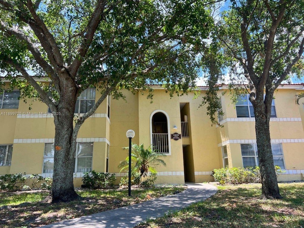 731 Vista Isles Dr 1517, Sunrise