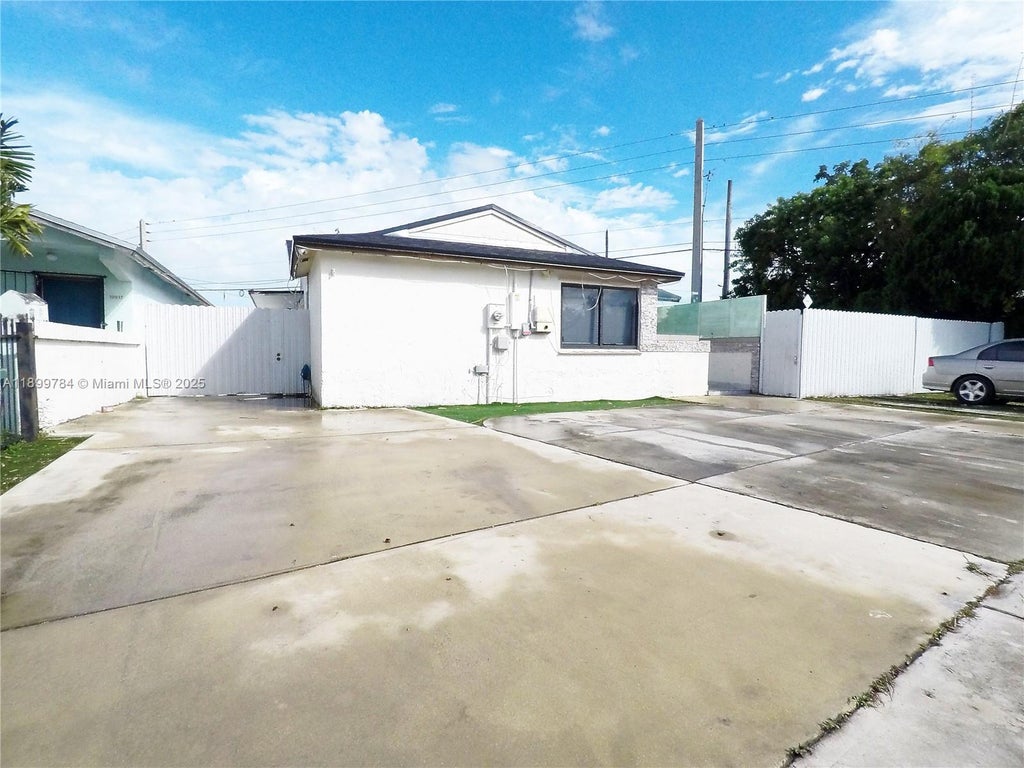 19823 Sw 123rd Pl, Miami