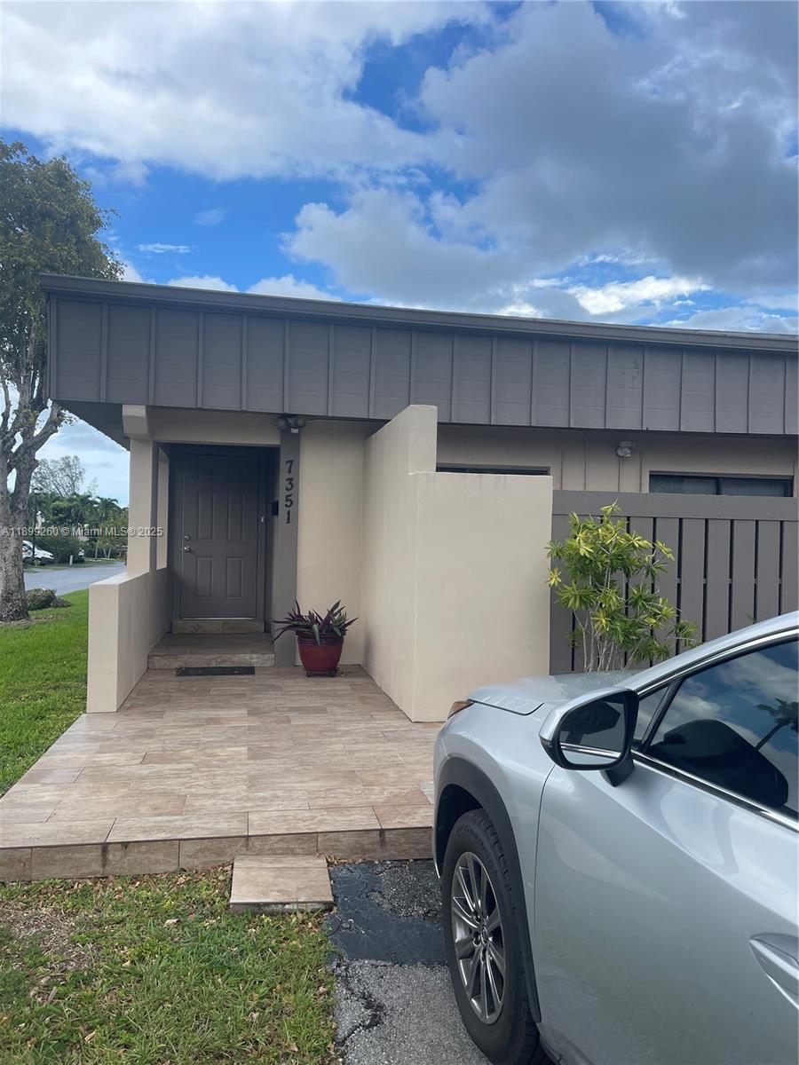 7351 Sw 105th Pl 7351, Miami