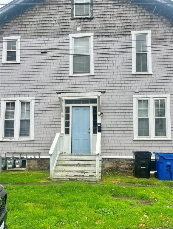 191 Coggeshall Ave, Newport