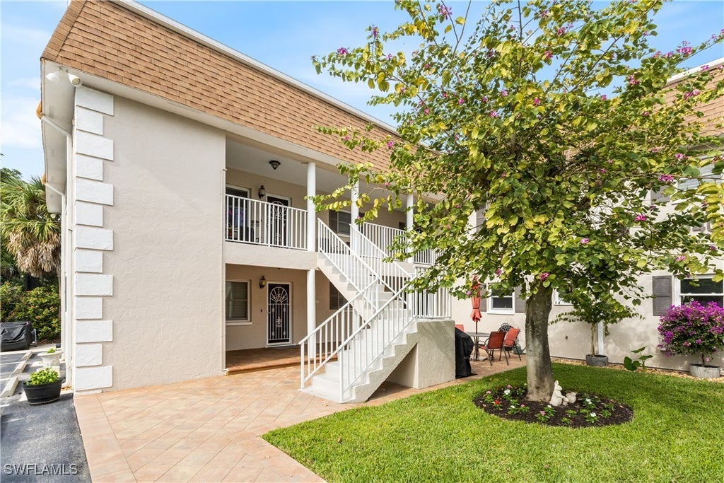 940 3rd St S 201, Naples