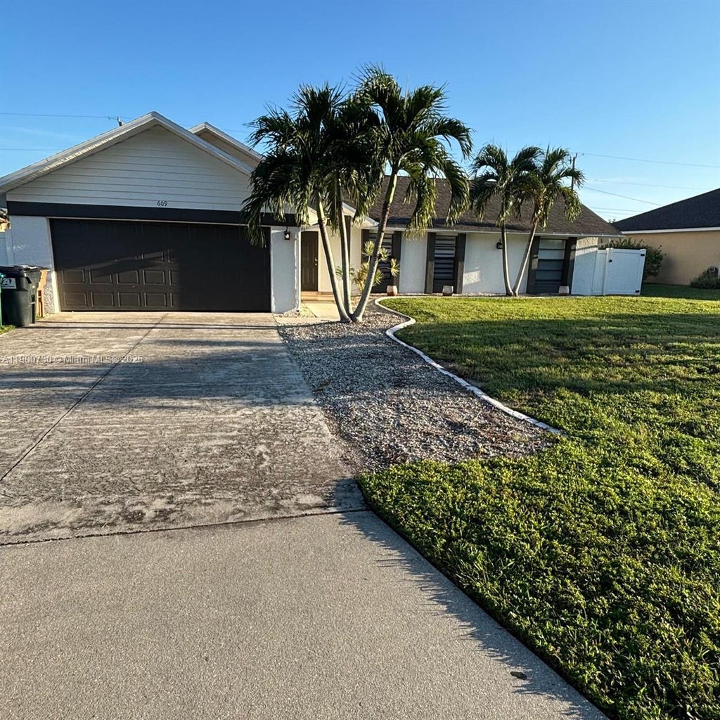 609 Se 2nd Tr, Cape Coral