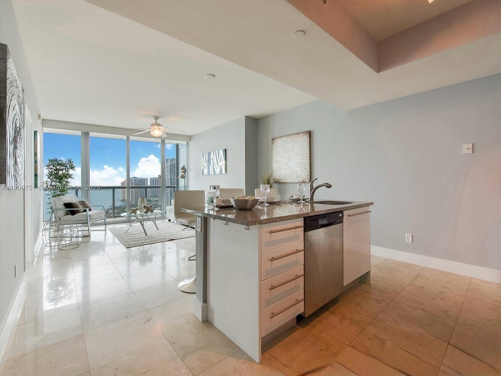 888 Biscayne Blvd 3603, Miami