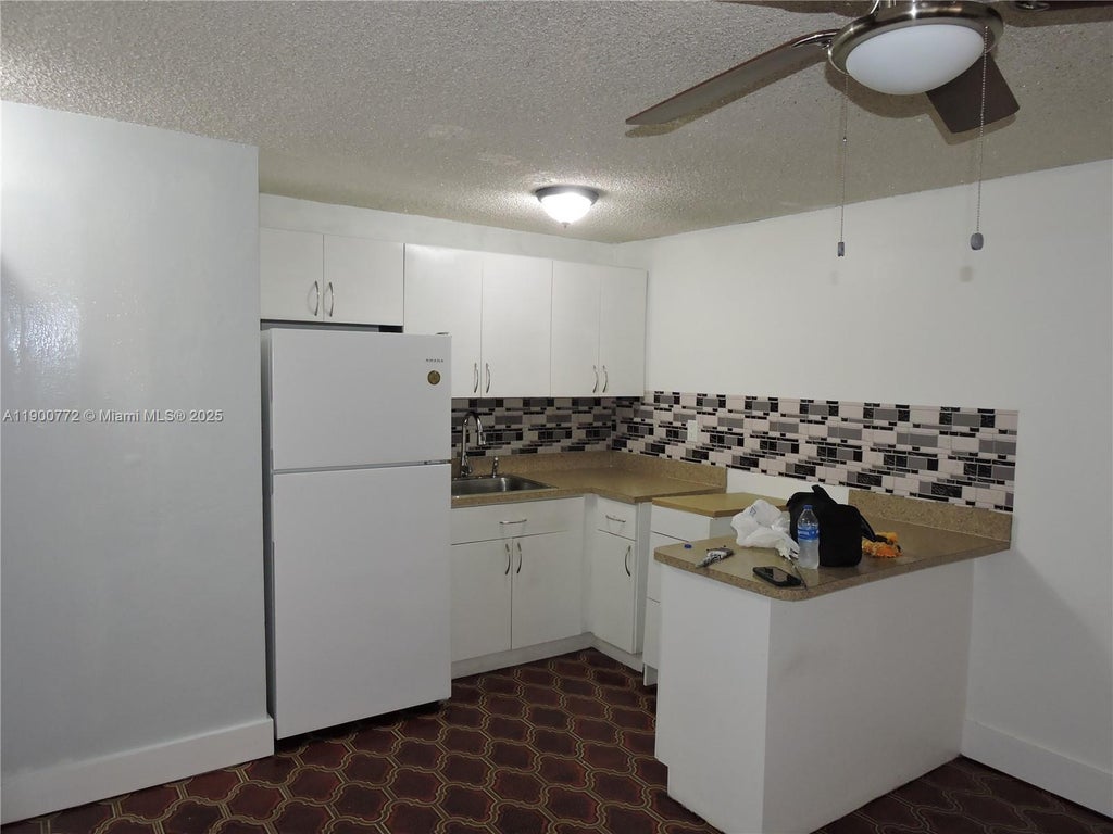 681 Ne 3rd Pl 1, Hialeah