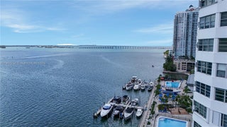 Photo of Listing #A11900252