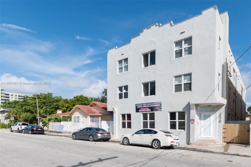 1051 Nw 2nd St 12, Miami