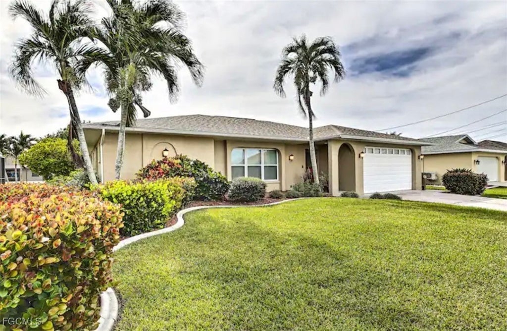 2806 Sw 38th Ter, Cape Coral