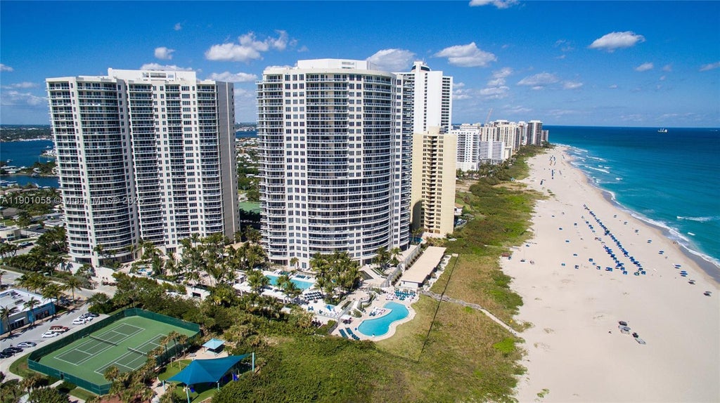 2700 N Ocean Dr 902b, Riviera Beach