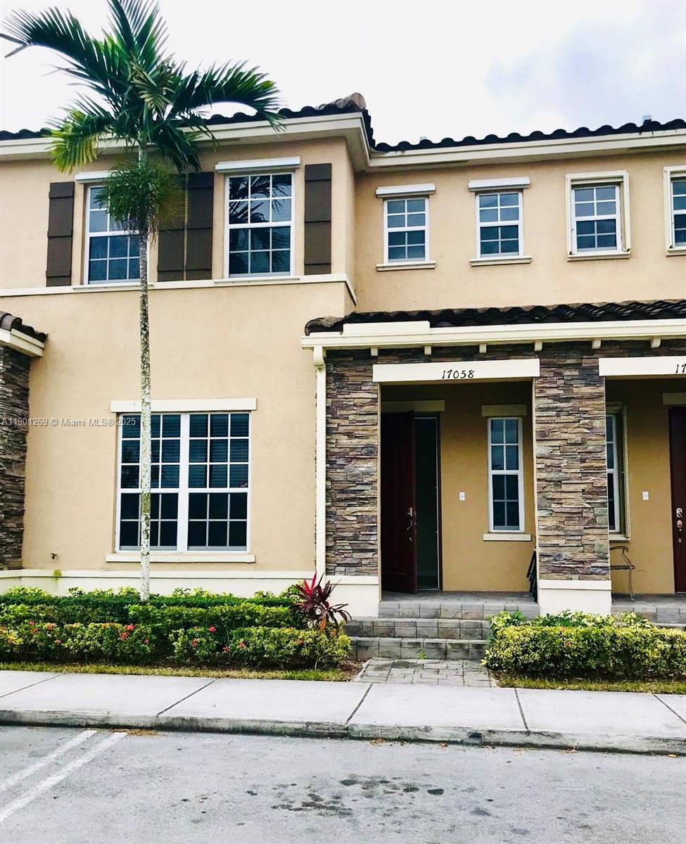 17058 Sw 95th Ter X, Miami