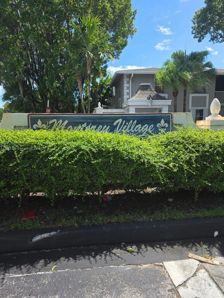 438 Ne 210th Cir Ter 102-4b, Miami