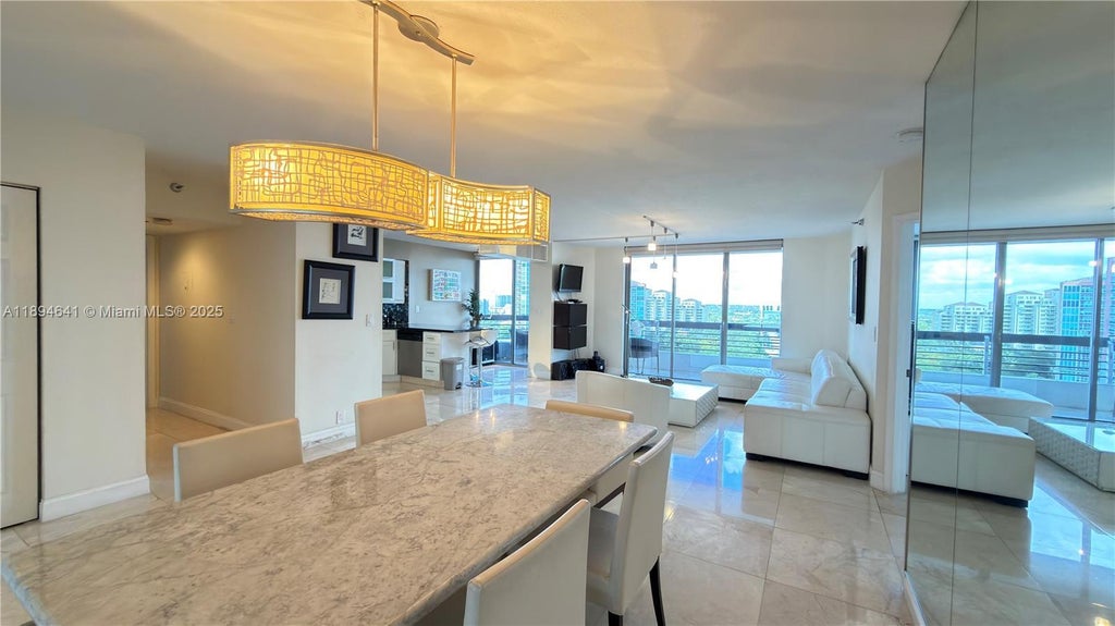 3530 W Mystic Pointe Dr 1602, Aventura