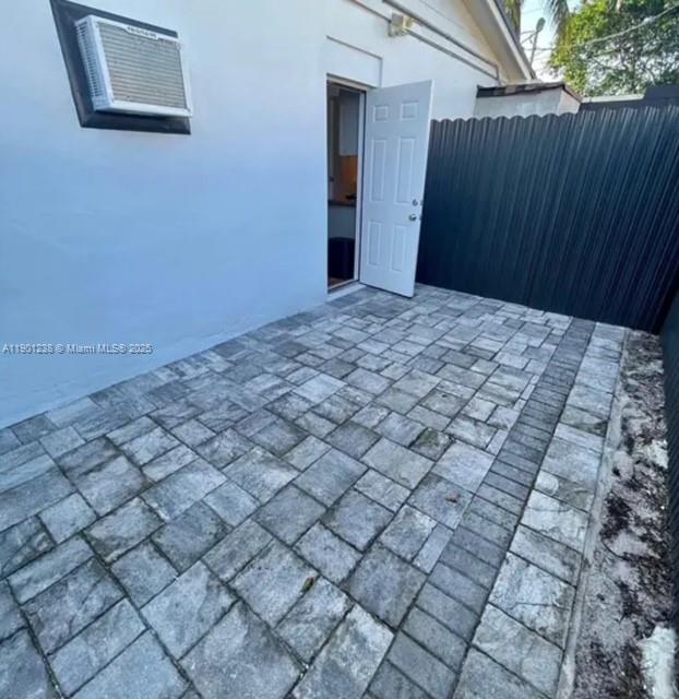 6650 Fillmore St 6650, Hollywood