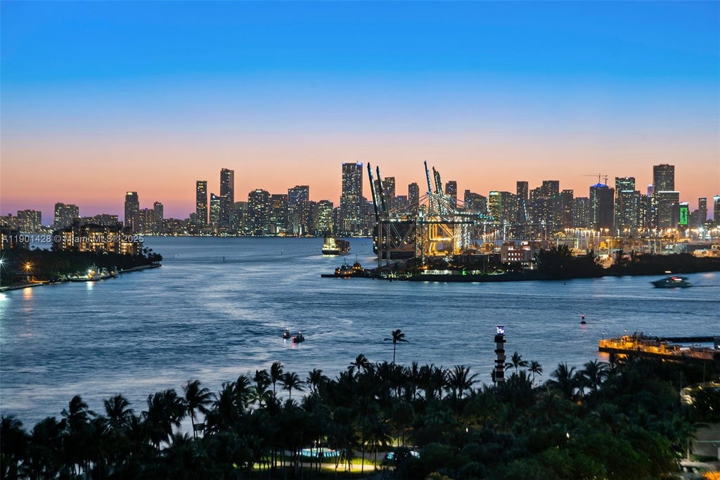 100 S Pointe Dr 2101, Miami Beach