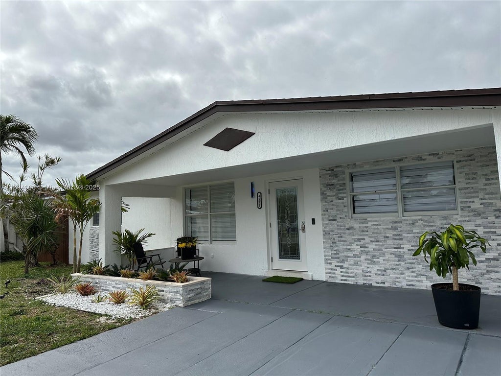 4531 Sw 42nd Terr, Dania Beach