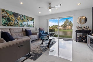 Photo of Listing #A11901532