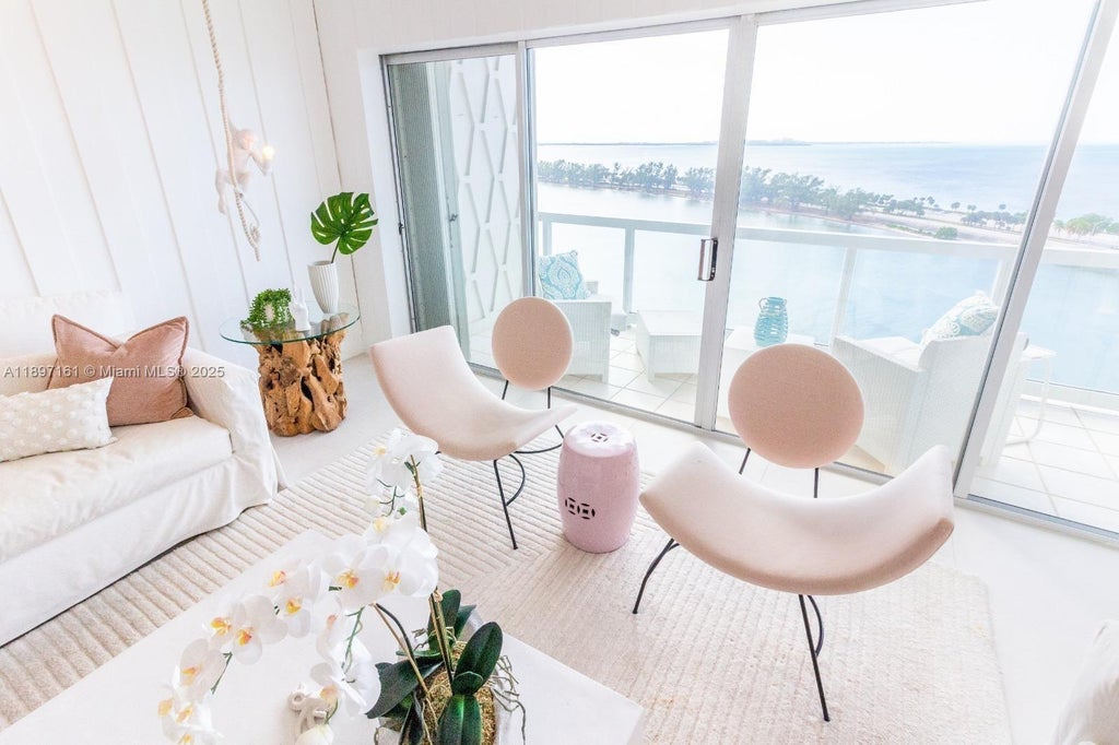 2451 Brickell Ave 16s, Miami