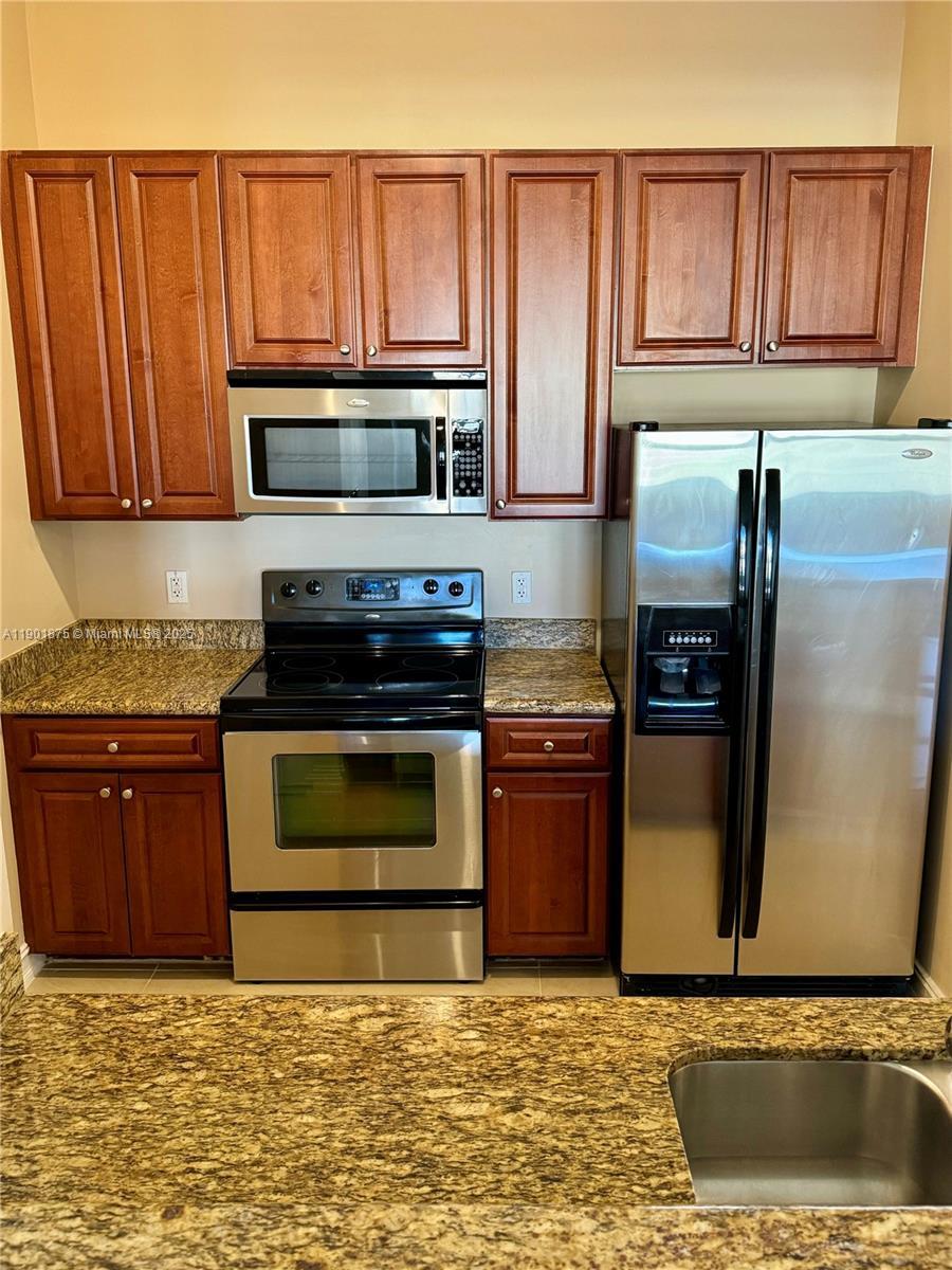 3001 Ne 185th St 634, Aventura