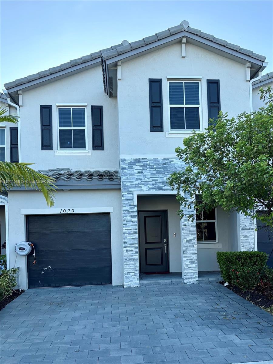 1020 Se 26th Ter, Homestead