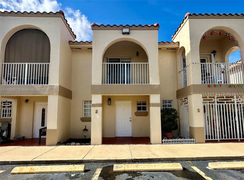 519 W 68th St 2, Hialeah