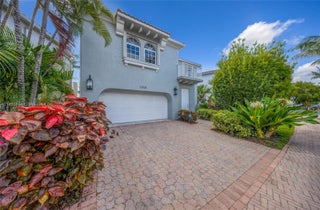 Photo of Listing #A11900854